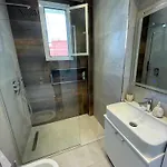 Center Deluxe