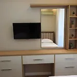 Center Deluxe * Durrës