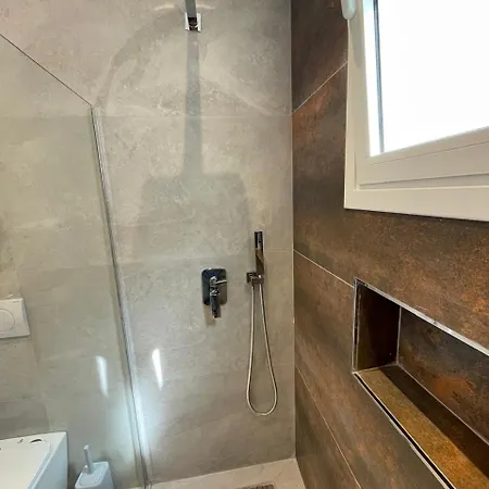 Apartment Center Deluxe Durres