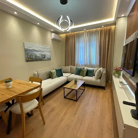 Center Deluxe * Durres