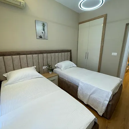 Center Deluxe Apartment *