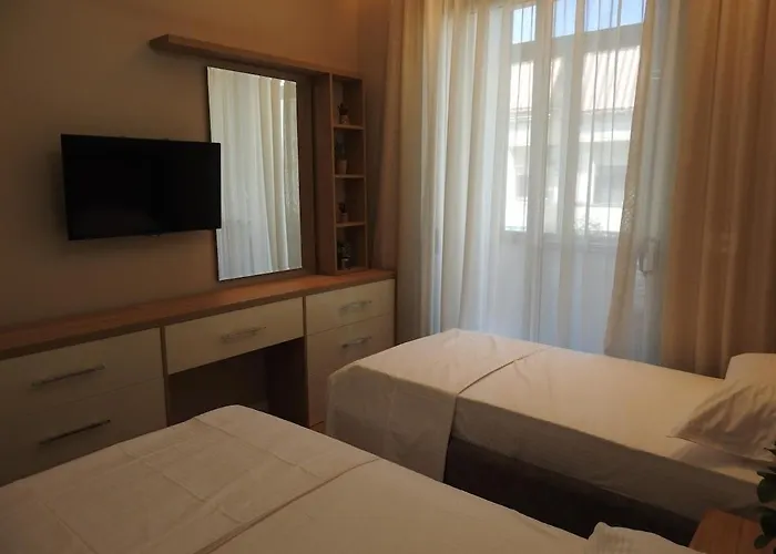 Center Deluxe Apartment *