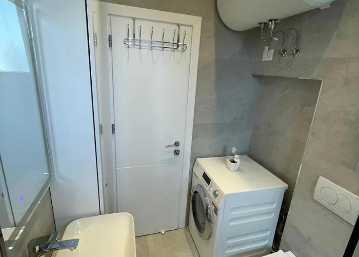 Center Deluxe Durres