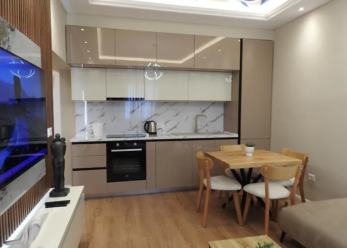 Center Deluxe Appartamento Durrës